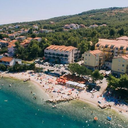 Apartments By The Sea Arbanija, Ciovo - 17332 โตรกีร์ ภายนอก รูปภาพ