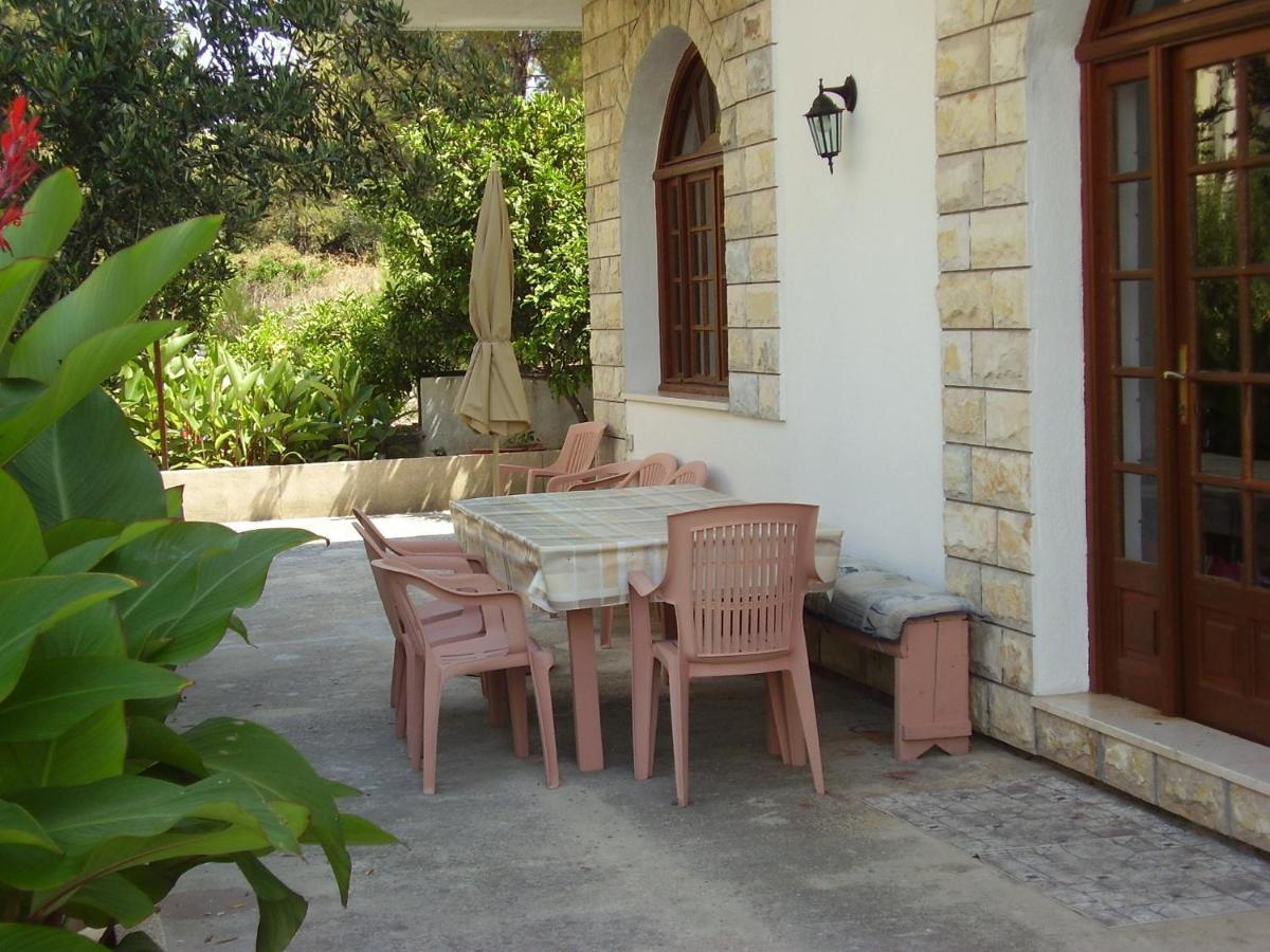 Apartments By The Sea Arbanija, Ciovo - 17332 โตรกีร์ ภายนอก รูปภาพ