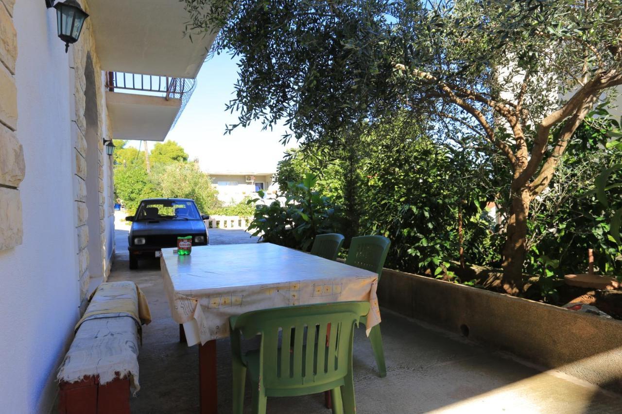 Apartments By The Sea Arbanija, Ciovo - 17332 โตรกีร์ ภายนอก รูปภาพ