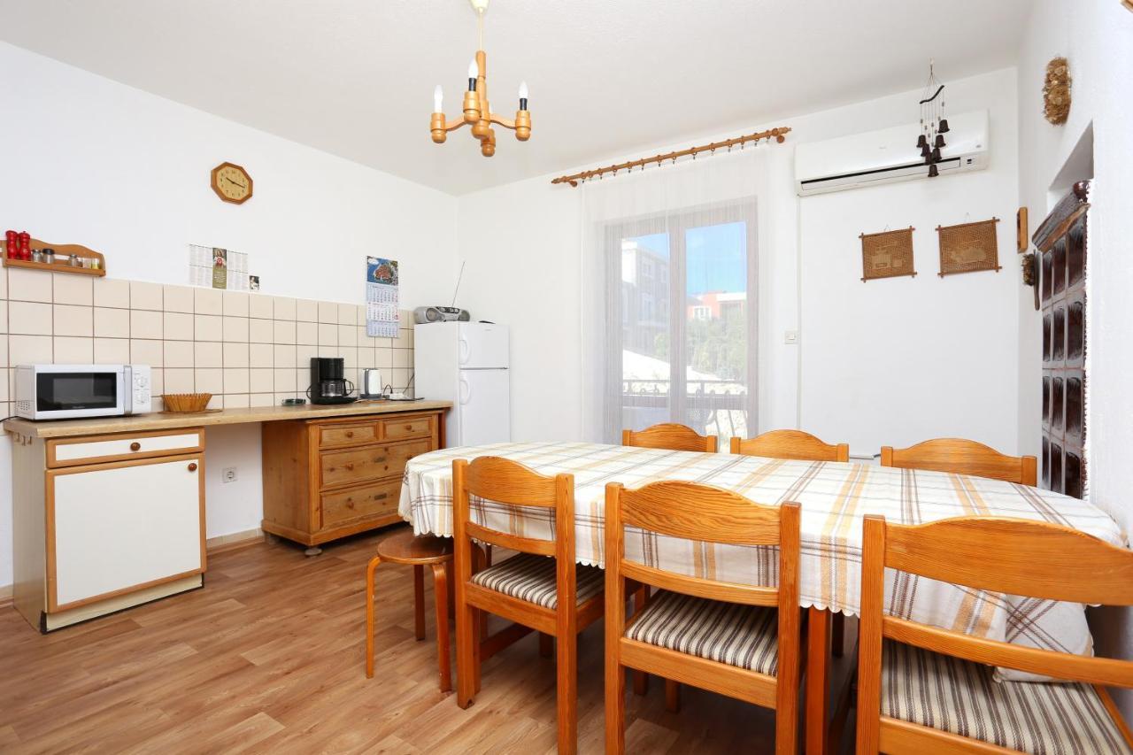 Apartments By The Sea Arbanija, Ciovo - 17332 โตรกีร์ ภายนอก รูปภาพ