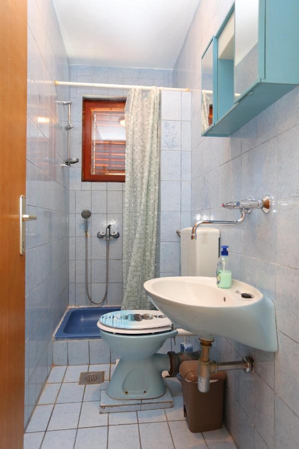Apartments By The Sea Arbanija, Ciovo - 17332 โตรกีร์ ภายนอก รูปภาพ